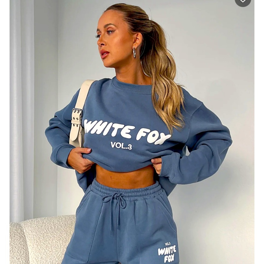 Offstage Sweater Ocean NIP ML